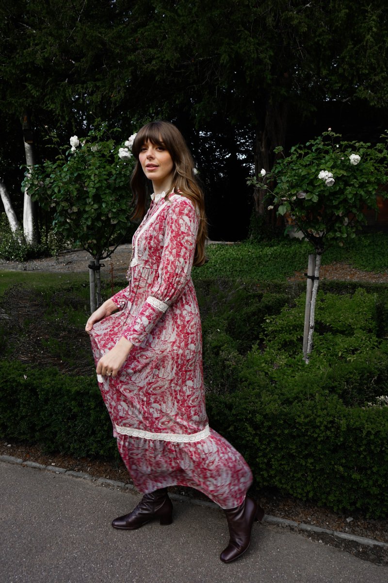 Florence Dress in Wine Ulvaag Dragon Print - Olivia Annabelle - original_value - medieval - historical