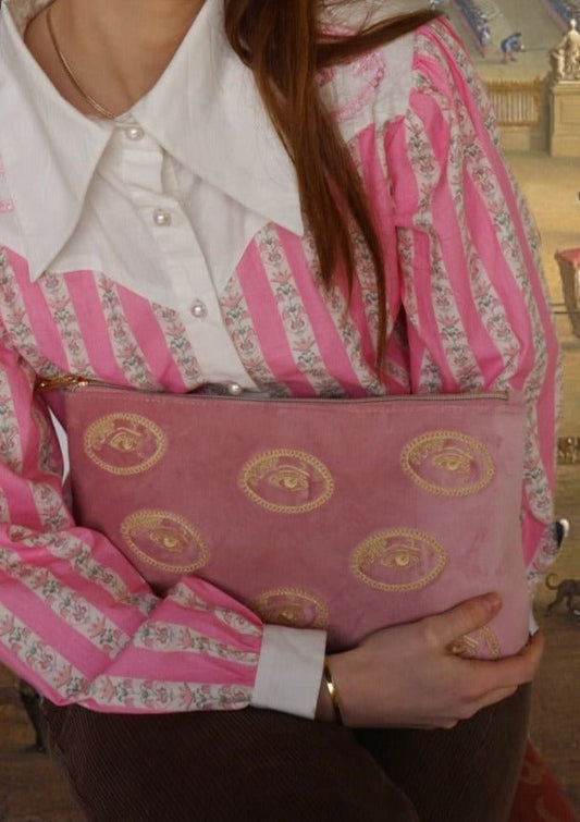 Lover’s Eye Velvet Pouch - Olivia Annabelle - #original_value - #medieval - #historical