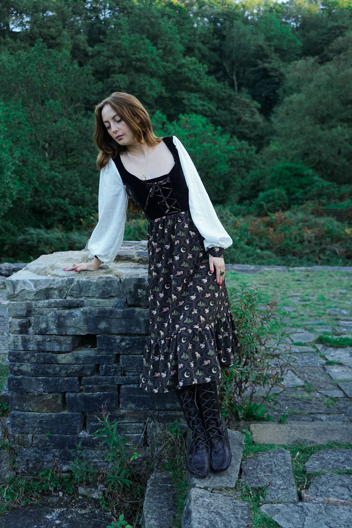 Stevie Midi Dress in Coal Folklore Ribbon Print