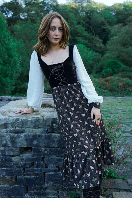 Stevie Midi Dress in Coal Folklore Ribbon Print