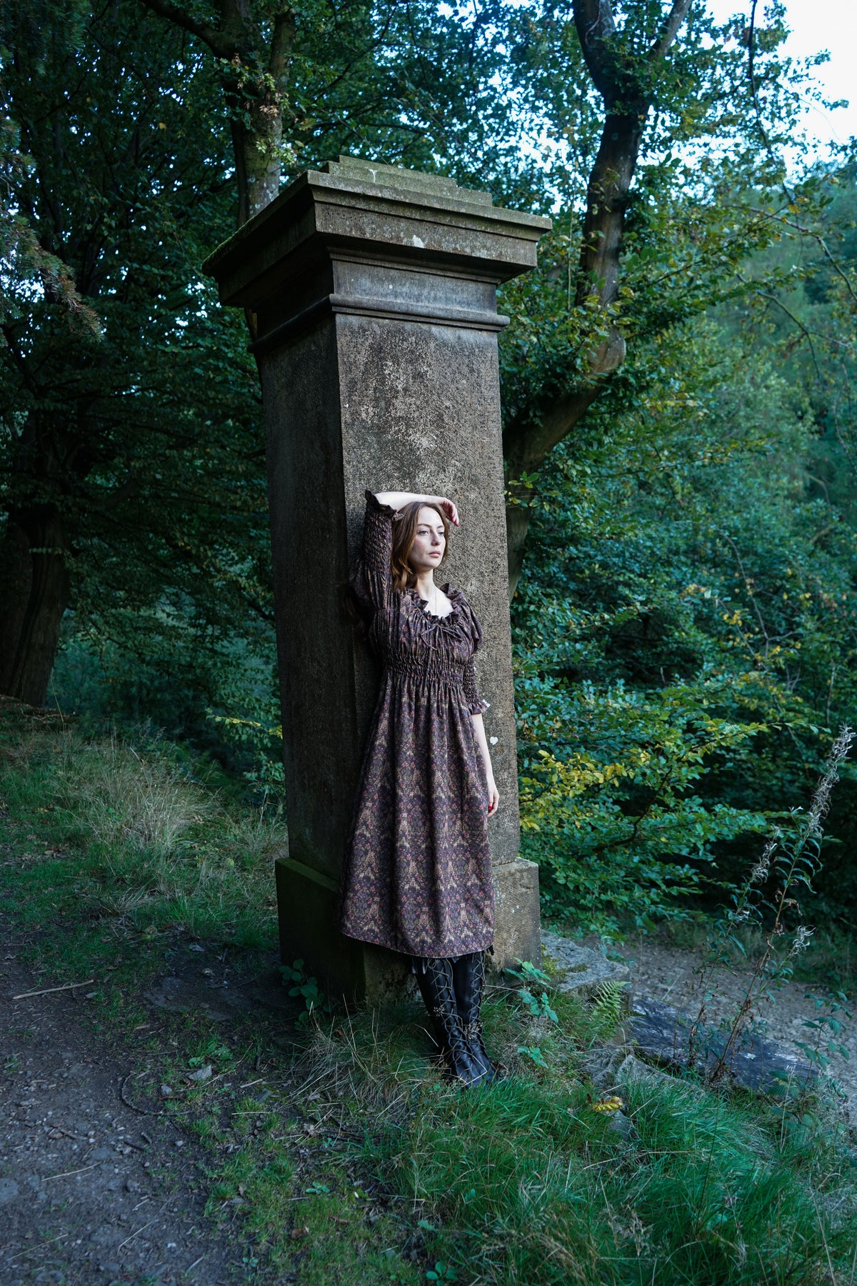 Marian Dress in Plum Castell Print