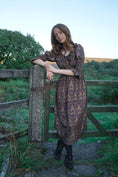 Load image into Gallery viewer, Marian Dress in Plum Castell Print
